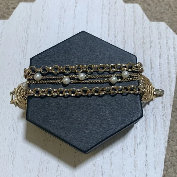 Vintage Pearl Bracelet - Picture 2 of 6